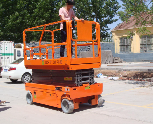 湾里移动式升降平台规格与使用规范